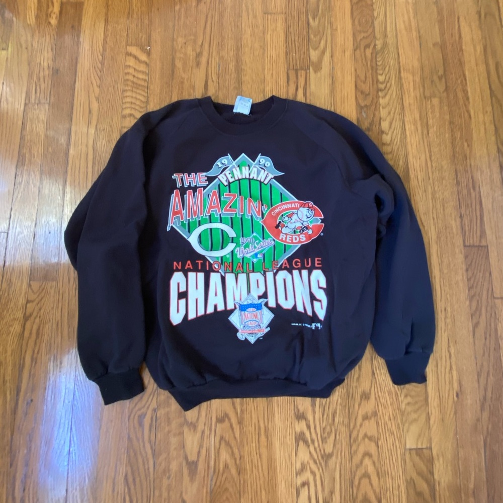 Vintage sports sweatshirt sz L